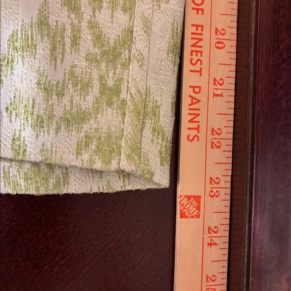 Ann Taylor Green and Cream Damask Patterned Skirt - Picture 10 of 10